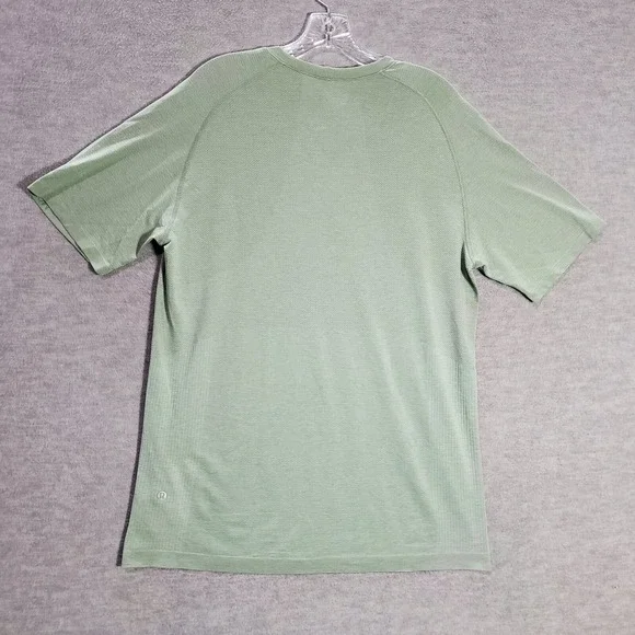 Lululemon Men Activewear Shirt Large Green Movement Is Medicine Crew Neck Tee - Picture 6 of 10